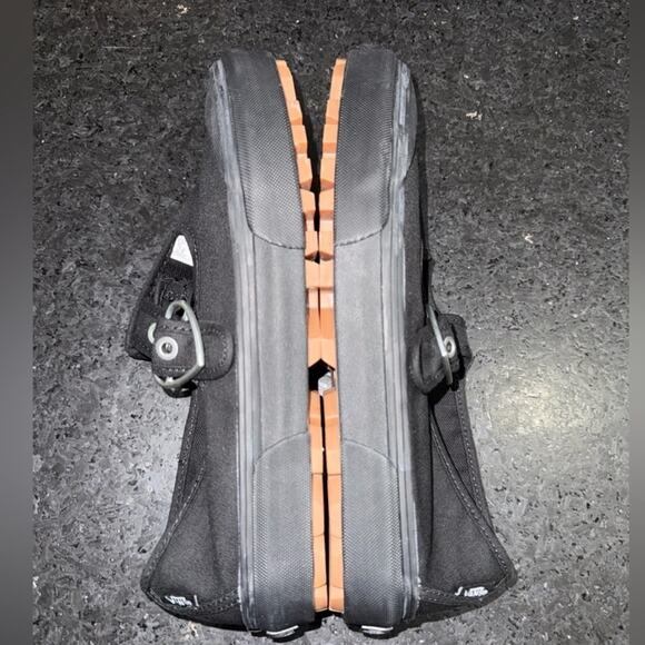 NEW VANS STYLE 93 SOLID Black Mary Jane Sneakers with Silver Heart Buckle SZ 5 - Picture 7 of 11